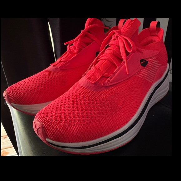 Puma Women's Softride STAKD Sneaker Orchid/Black - Picture 12 of 13